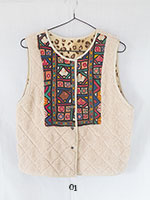 カッチ刺繡ボアベスト