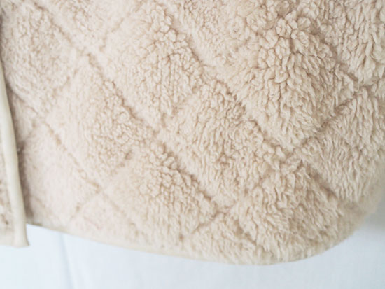 カッチ刺繡ボアベスト