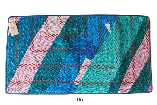 オールドラリーキルトスモールラグ